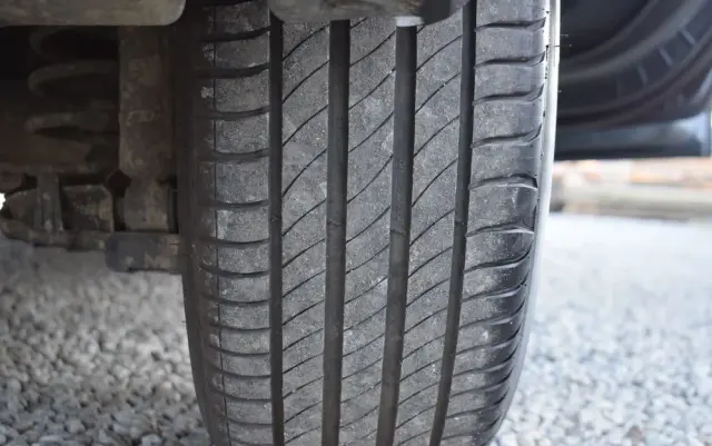 PEUGEOT 3008 HDi 115 Allure