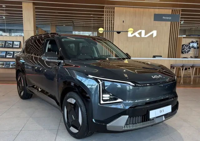 KIA EV5 