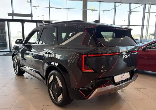KIA EV5 