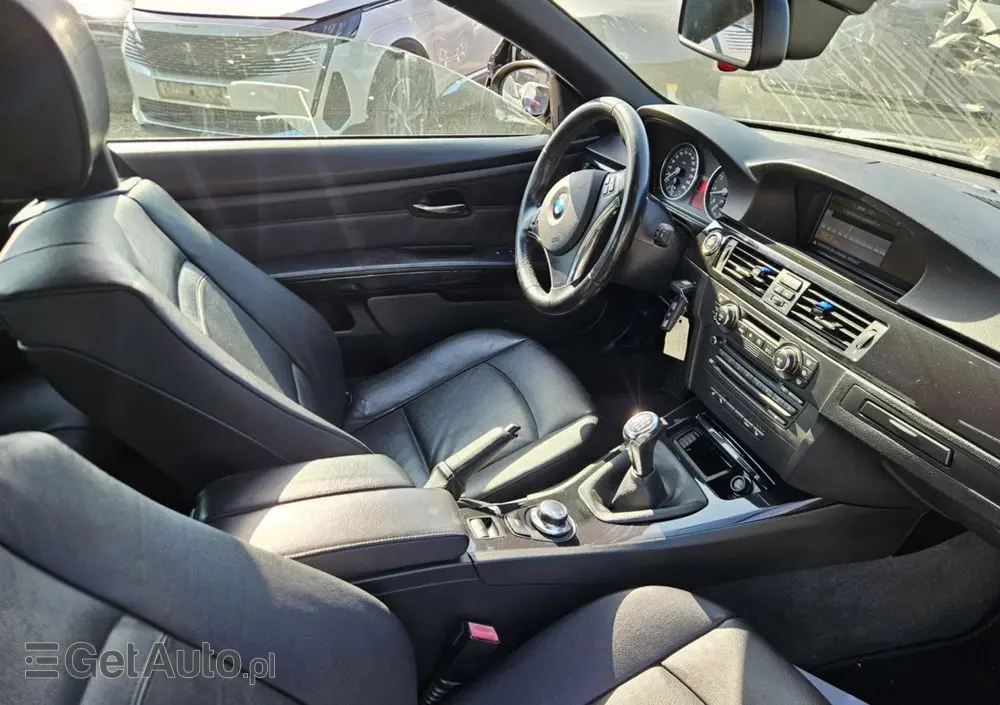 BMW Seria 3 320i Edition Exclusive