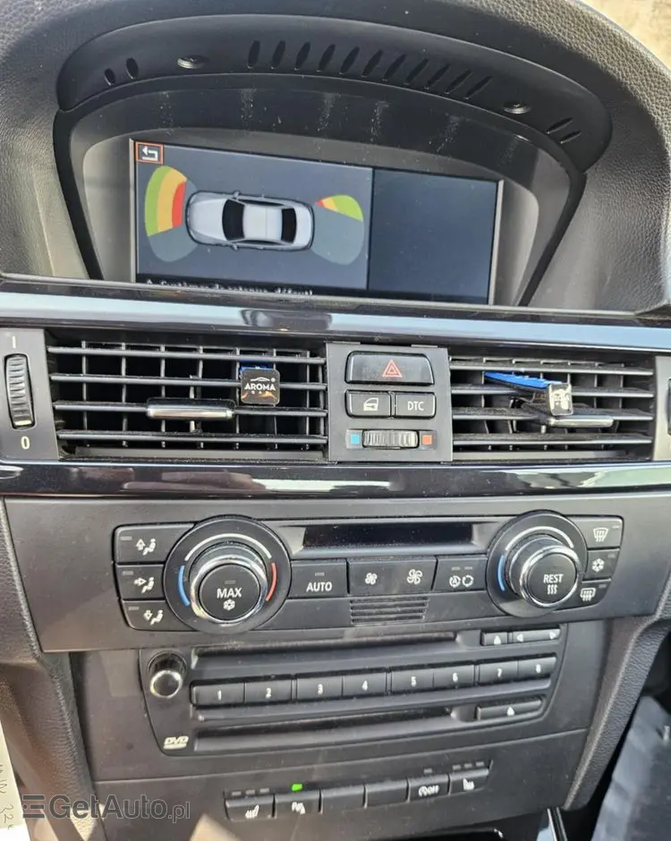 BMW Seria 3 320i Edition Exclusive