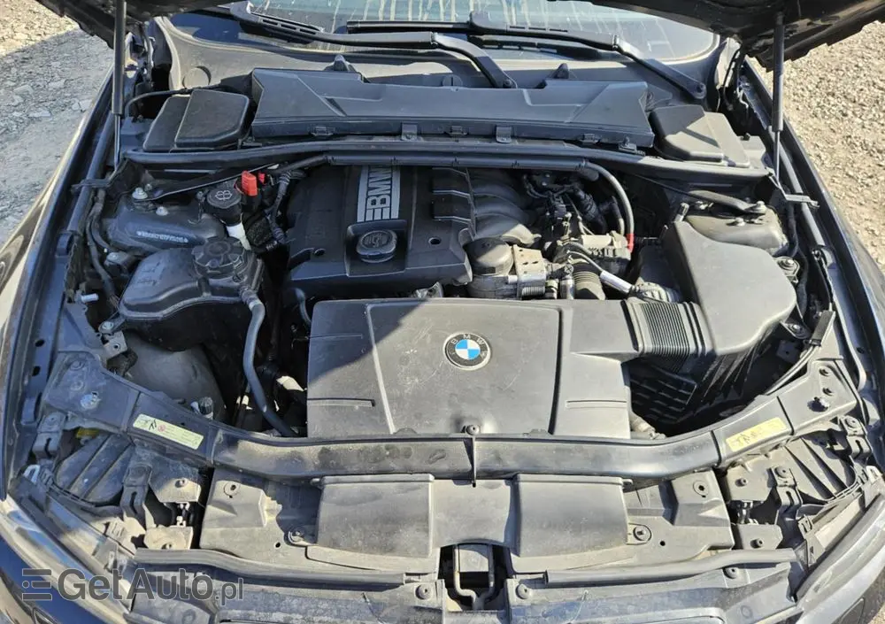 BMW Seria 3 320i Edition Exclusive