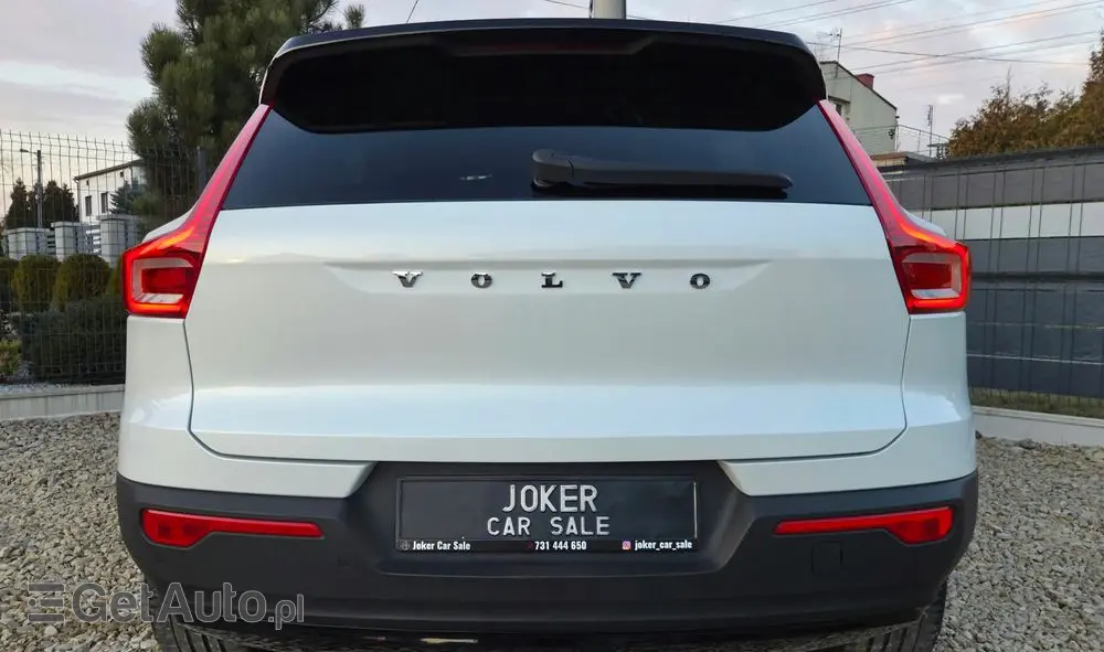 VOLVO XC 40 T5 Recharge DKG Plus Dark