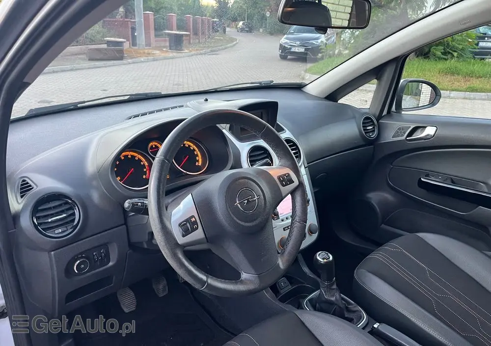 OPEL Corsa 1.4 Turbo ecoFLEX Start-Stop Navi