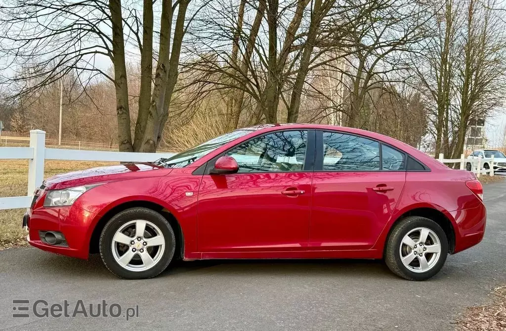 CHEVROLET Cruze 