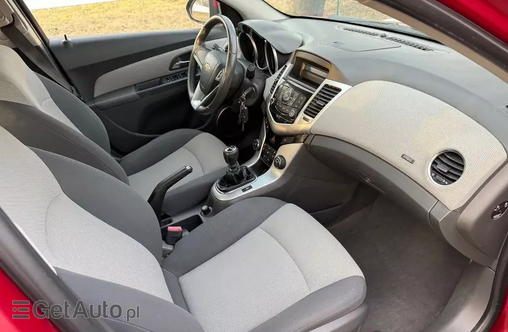 CHEVROLET Cruze 