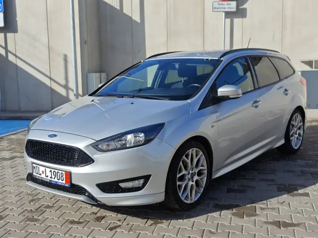 FORD Focus ST-Line