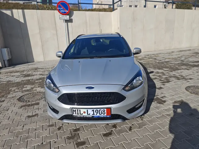 FORD Focus ST-Line