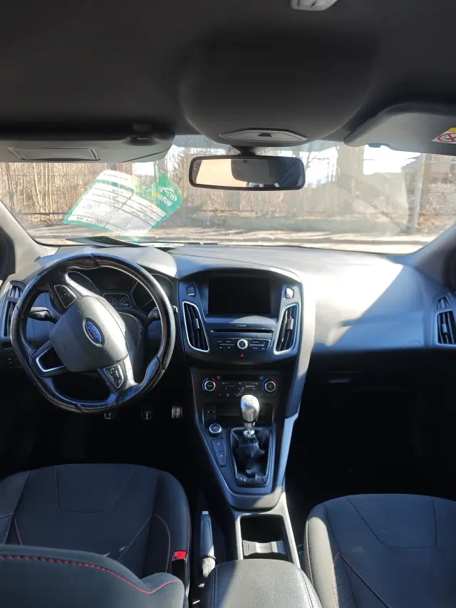 FORD Focus ST-Line