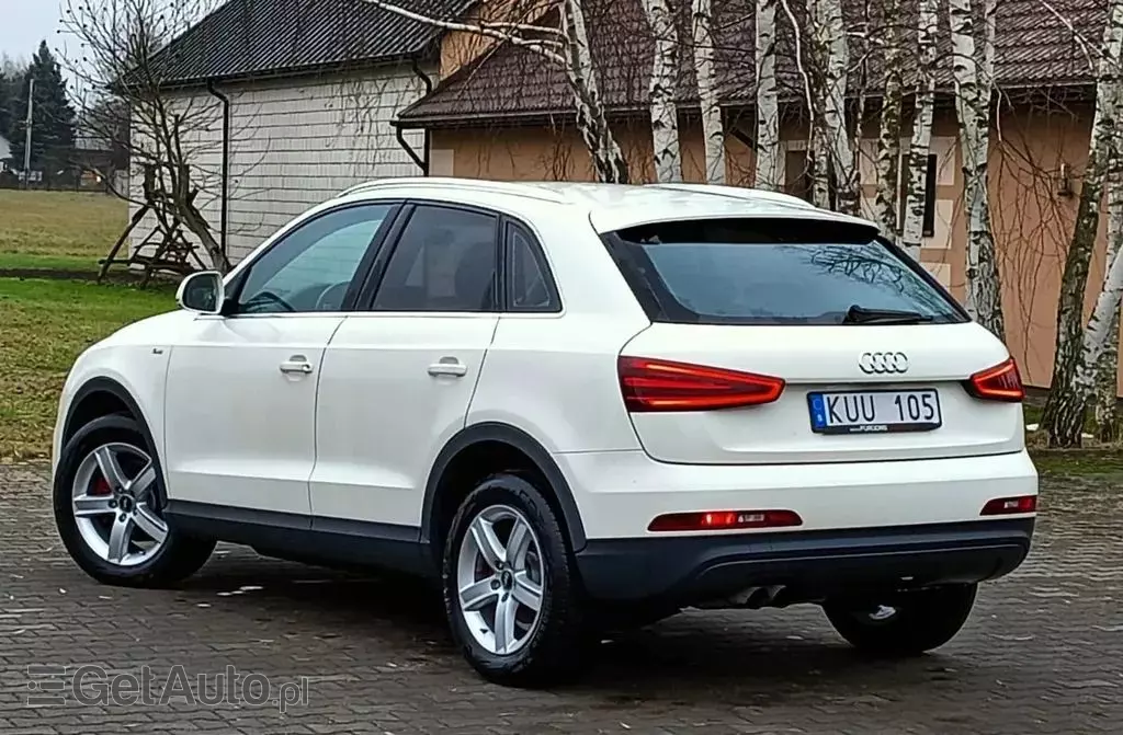 AUDI Q3 