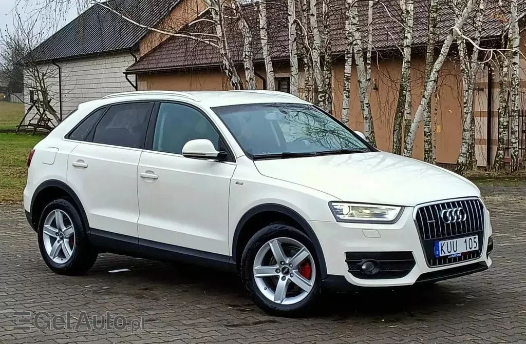 AUDI Q3 