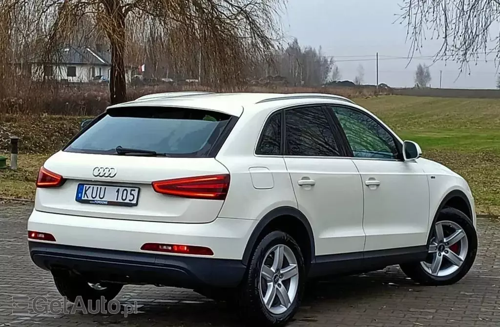 AUDI Q3 