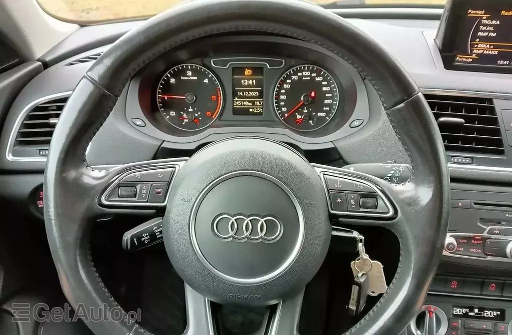 AUDI Q3 