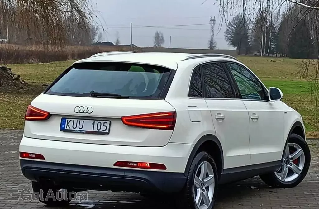 AUDI Q3 
