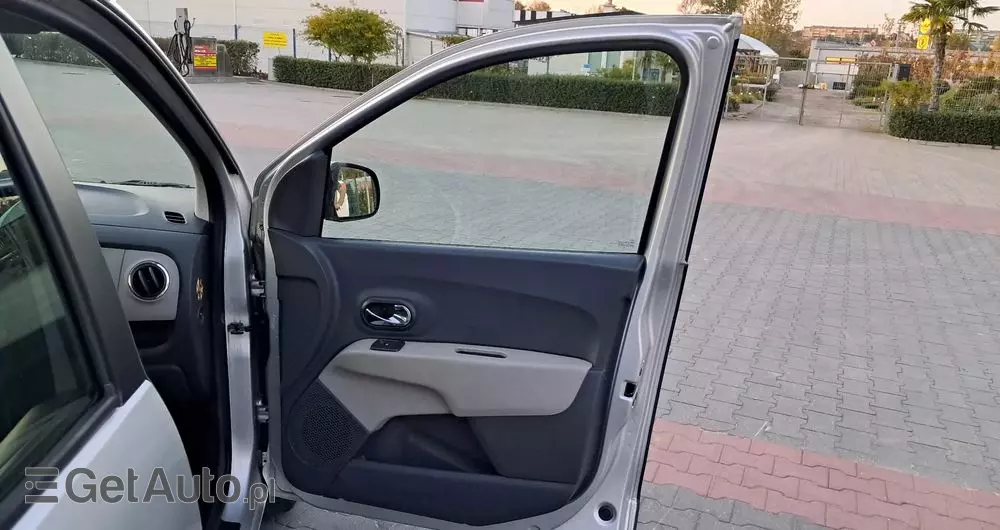 DACIA Lodgy 1.2 TCe SL Celebration S&S EU6