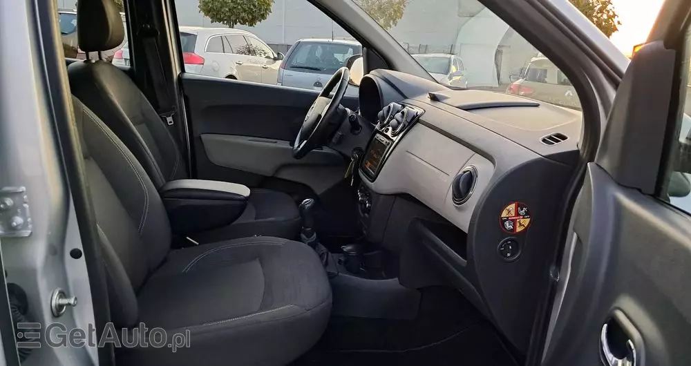 DACIA Lodgy 1.2 TCe SL Celebration S&S EU6