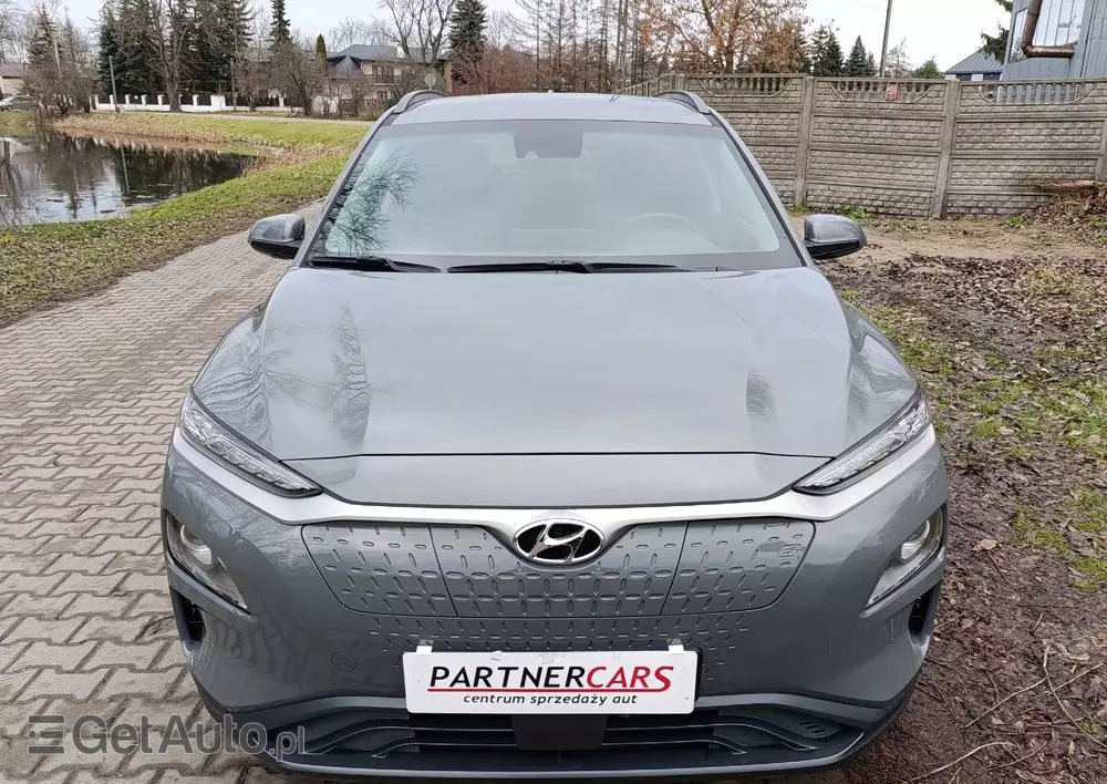 HYUNDAI Kona Electric 39kWh Smart