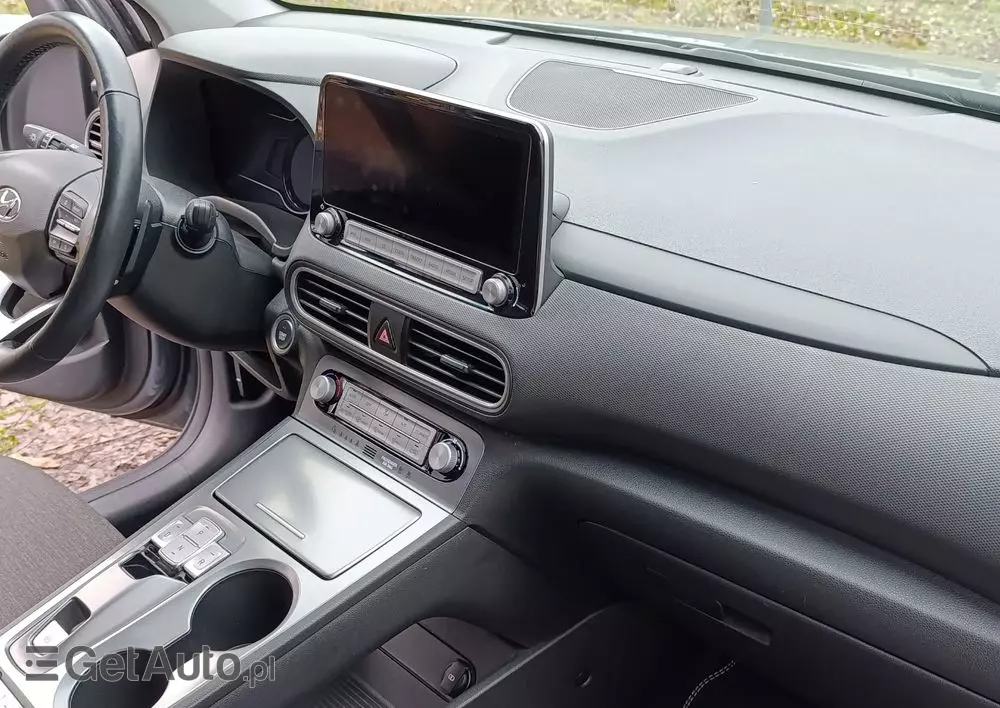 HYUNDAI Kona Electric 39kWh Smart