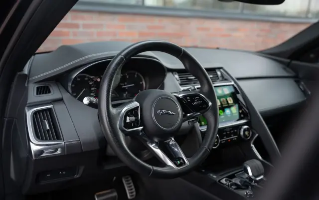 JAGUAR E-Pace D165 AWD R-Dynamic SE