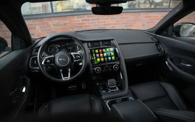 JAGUAR E-Pace D165 AWD R-Dynamic SE