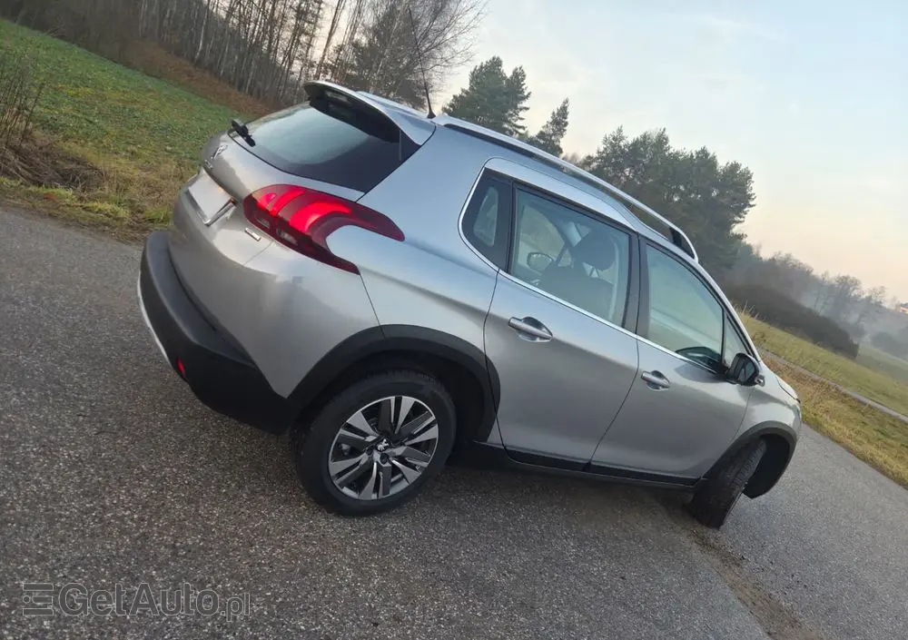 PEUGEOT 2008 PureTech 82 Allure