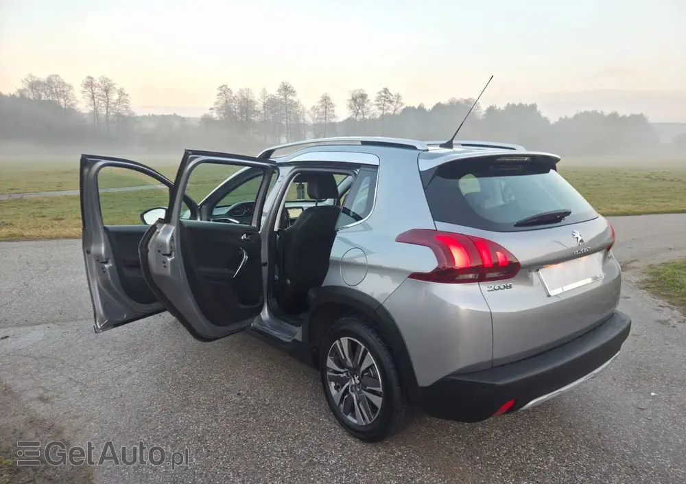 PEUGEOT 2008 PureTech 82 Allure