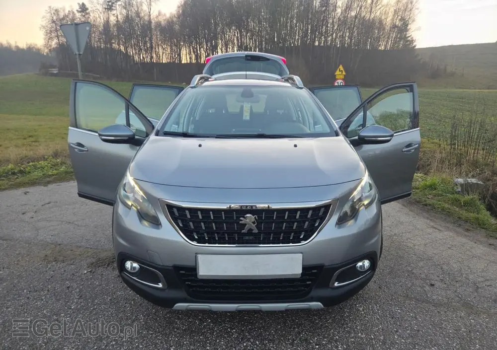 PEUGEOT 2008 PureTech 82 Allure