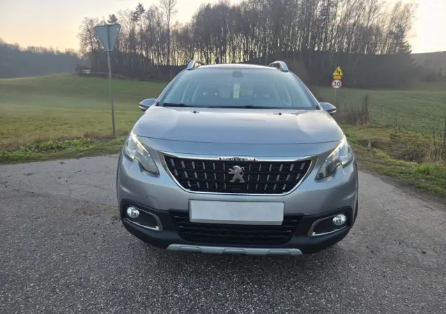 PEUGEOT 2008 PureTech 82 Allure