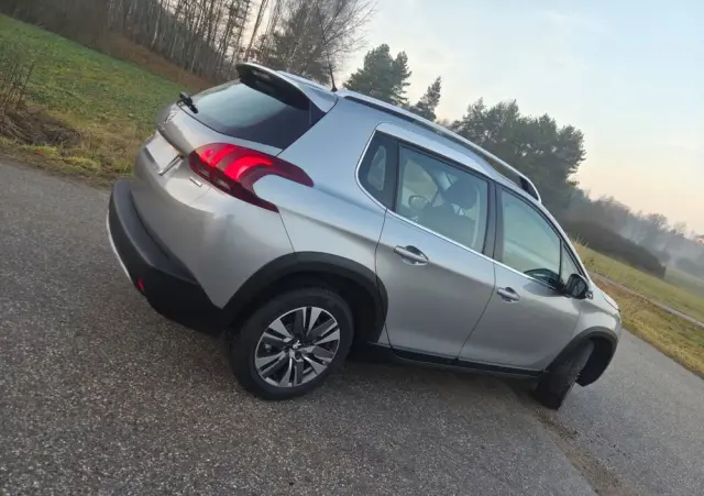 PEUGEOT 2008 PureTech 82 Allure