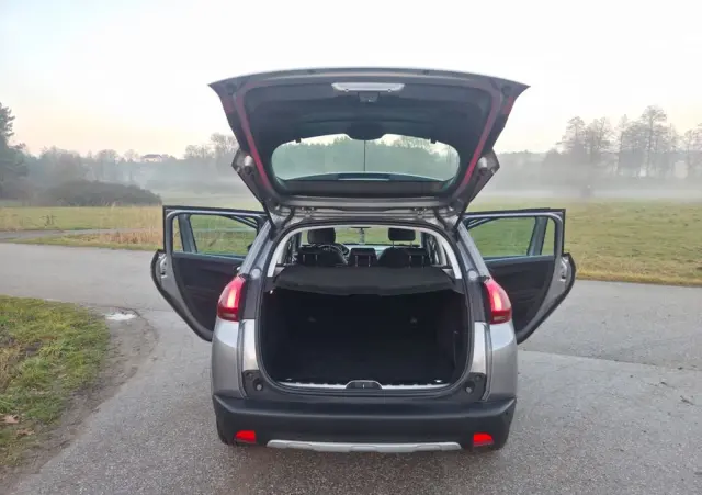 PEUGEOT 2008 PureTech 82 Allure