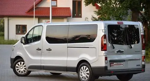 RENAULT Trafic 