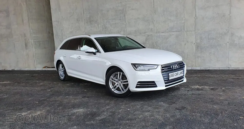 AUDI A4 Limousine 