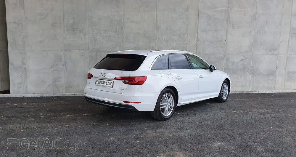 AUDI A4 Limousine 
