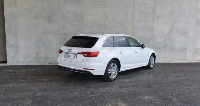 AUDI A4 Limousine 