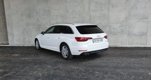 AUDI A4 Limousine 