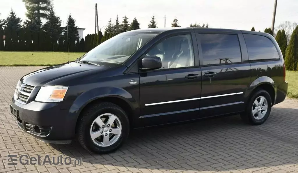 DODGE Grand Caravan 