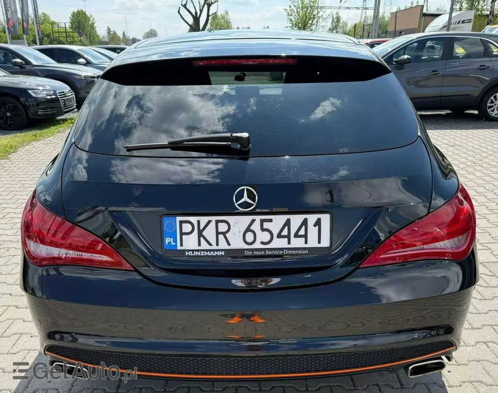 MERCEDES-BENZ CLA Shooting Brake 220 (CDI) d 4Matic 7G-DCT Orange Art Edition