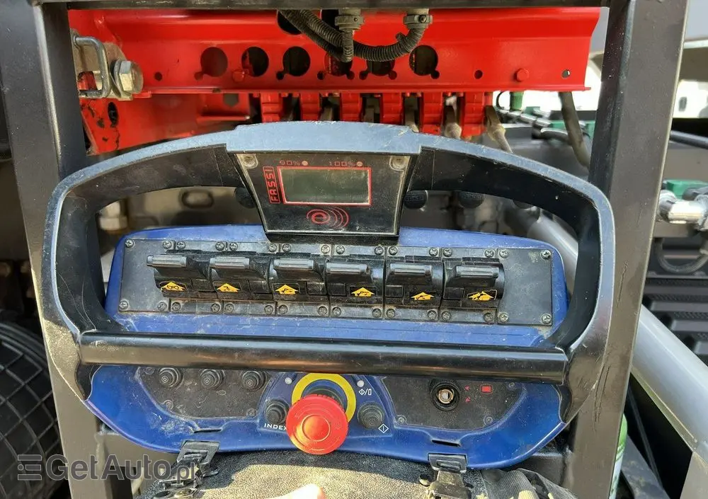 RENAULT Kerax 26.390 6x4 Mocny HDS FASSI F170 Sterowanie Radiowe 