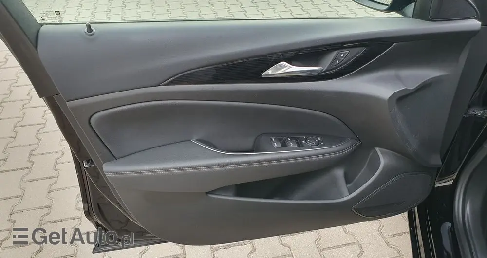 OPEL Insignia 1.5 T Innovation S&S