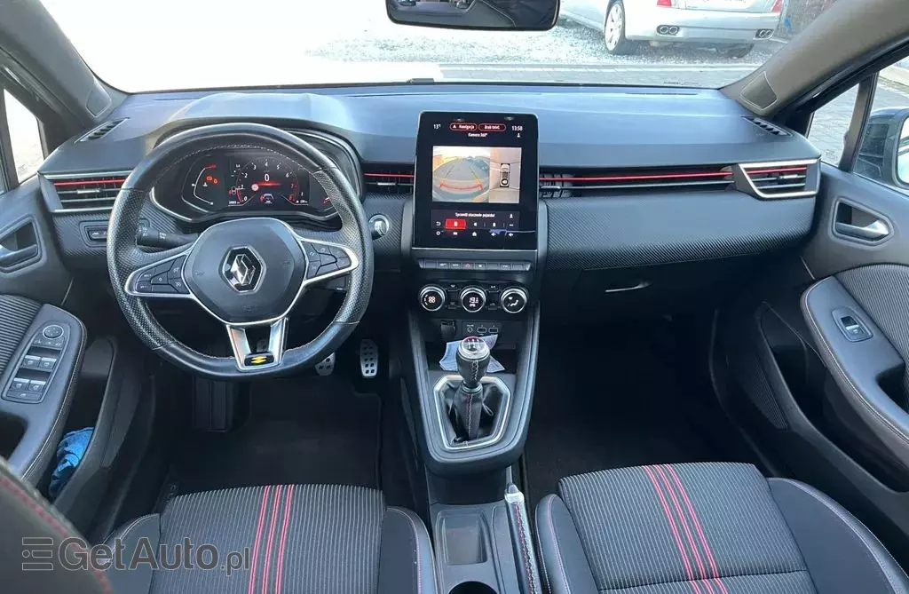 RENAULT Clio 