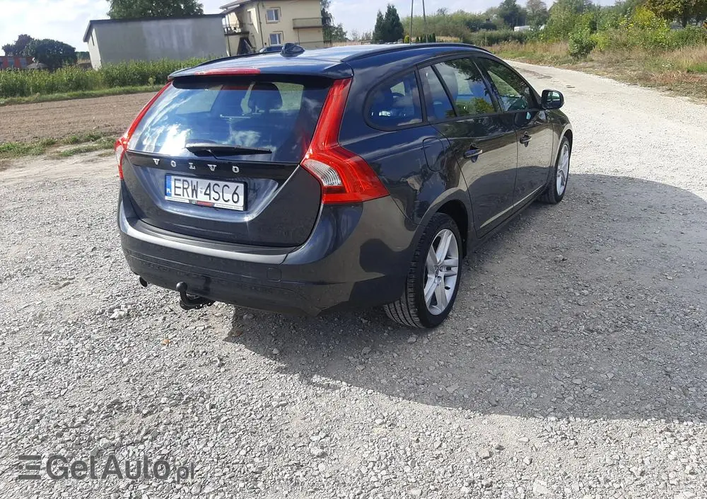 VOLVO V60 D2 Drive-E Kinetic