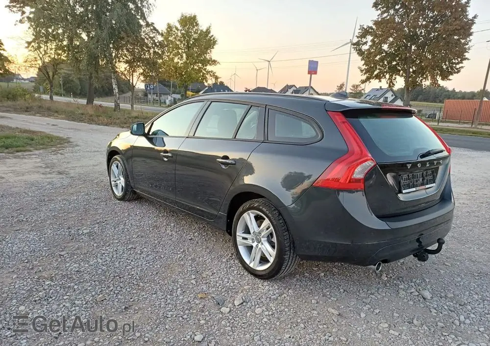 VOLVO V60 D2 Drive-E Kinetic