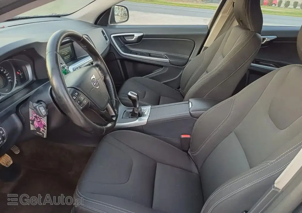 VOLVO V60 D2 Drive-E Kinetic