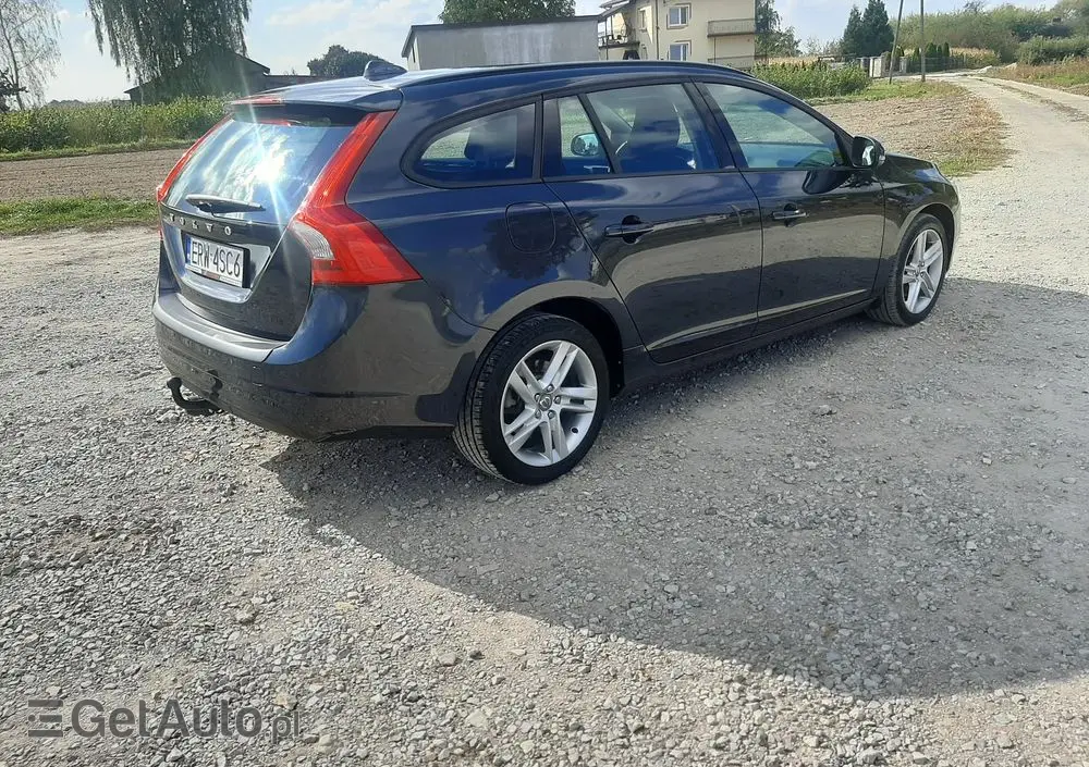 VOLVO V60 D2 Drive-E Kinetic