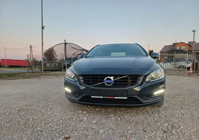 VOLVO V60 D2 Drive-E Kinetic