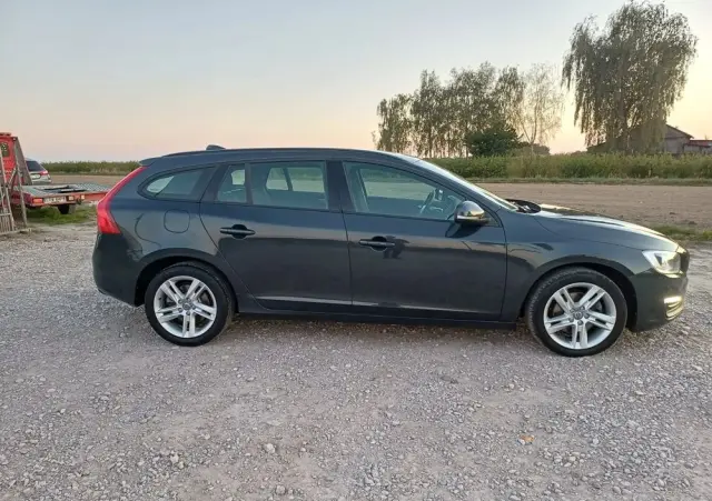 VOLVO V60 D2 Drive-E Kinetic