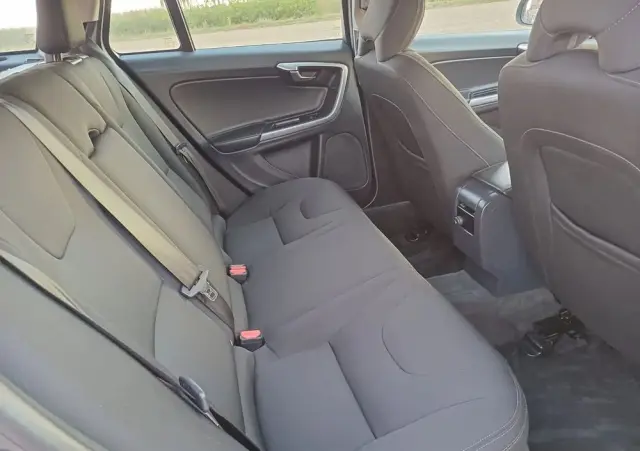 VOLVO V60 D2 Drive-E Kinetic
