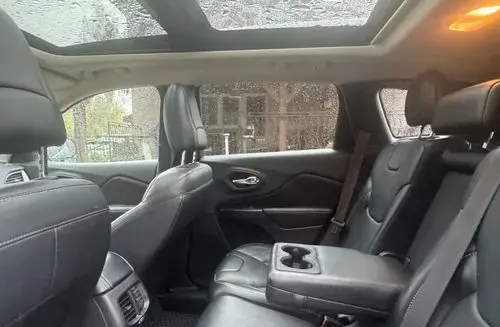 JEEP Cherokee 