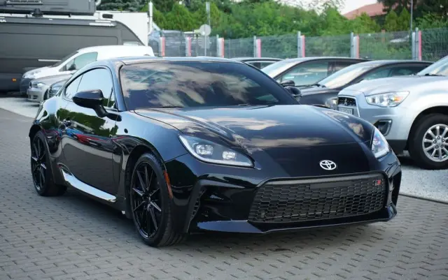 TOYOTA GR86 2.4 Executive