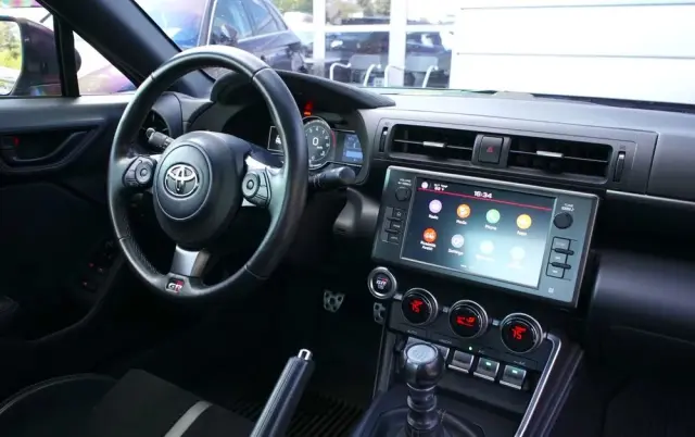 TOYOTA GR86 2.4 Executive
